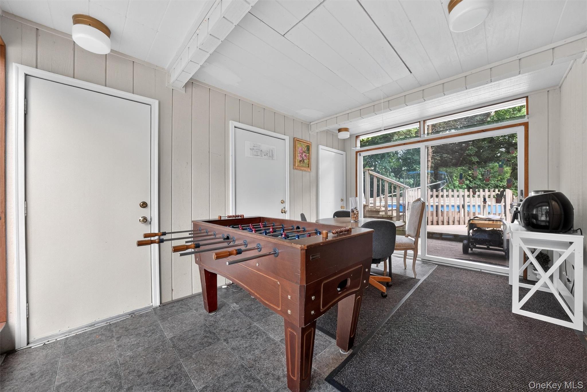 11 Beverly Lane