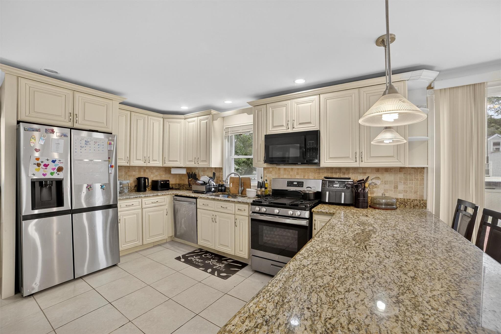 98 N Evarts Avenue