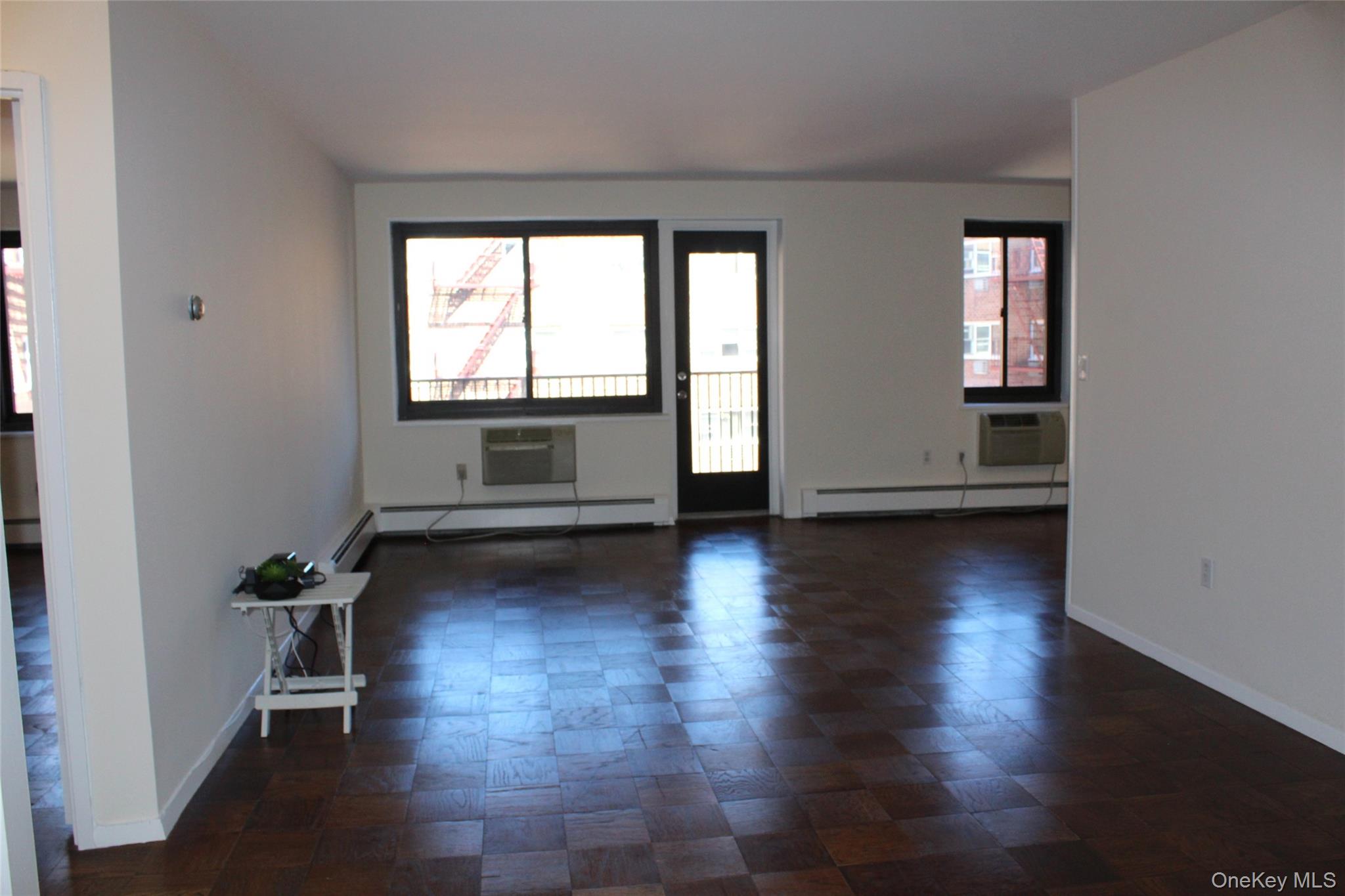 100 E Hartsdale Avenue Unit: 6HW