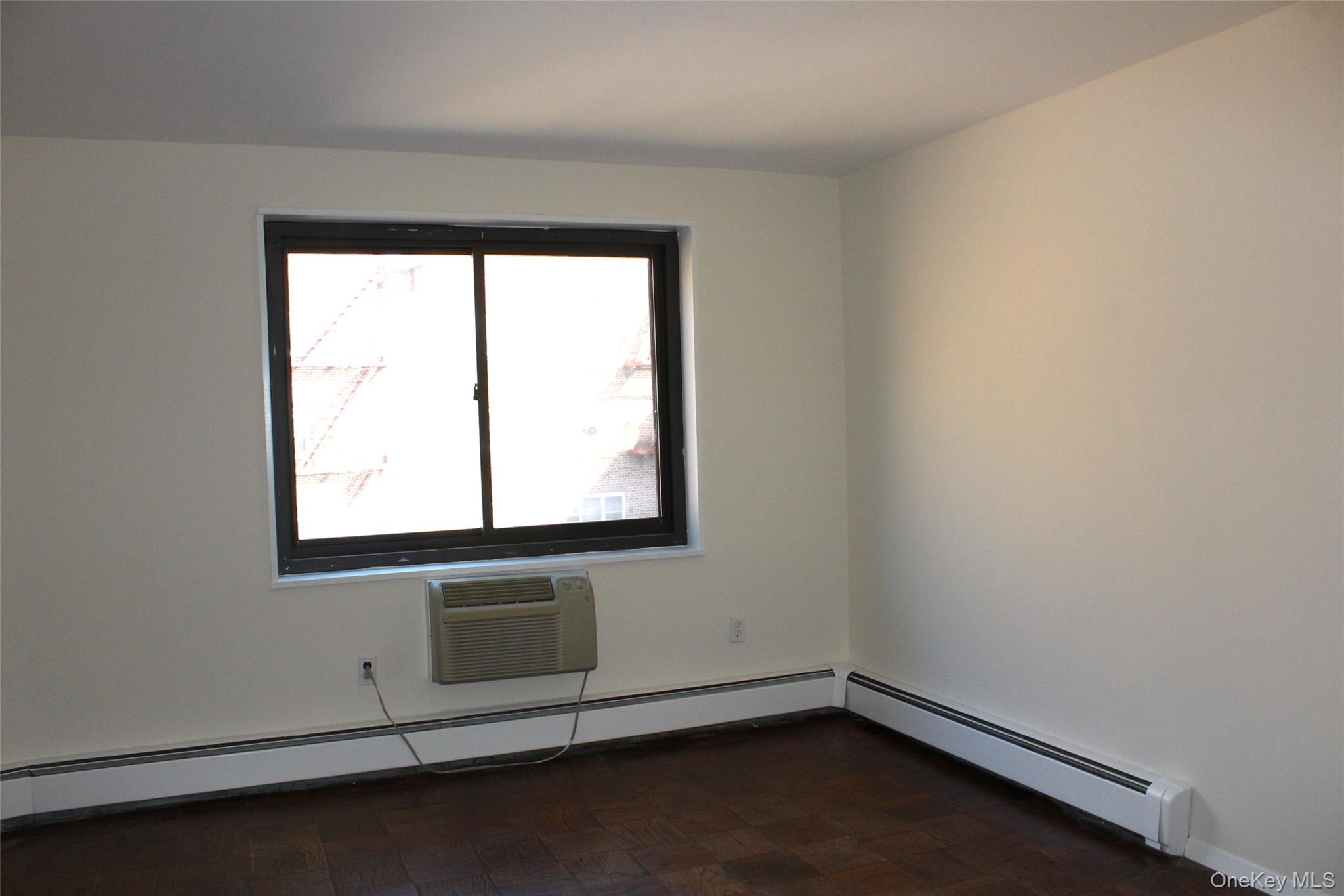 100 E Hartsdale Avenue Unit: 6HW