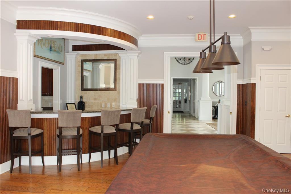 527 Viewpoint Terrace