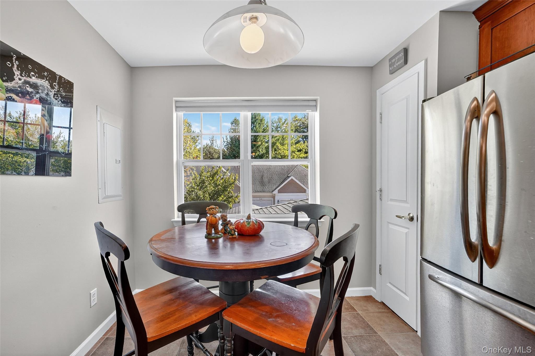 527 Viewpoint Terrace