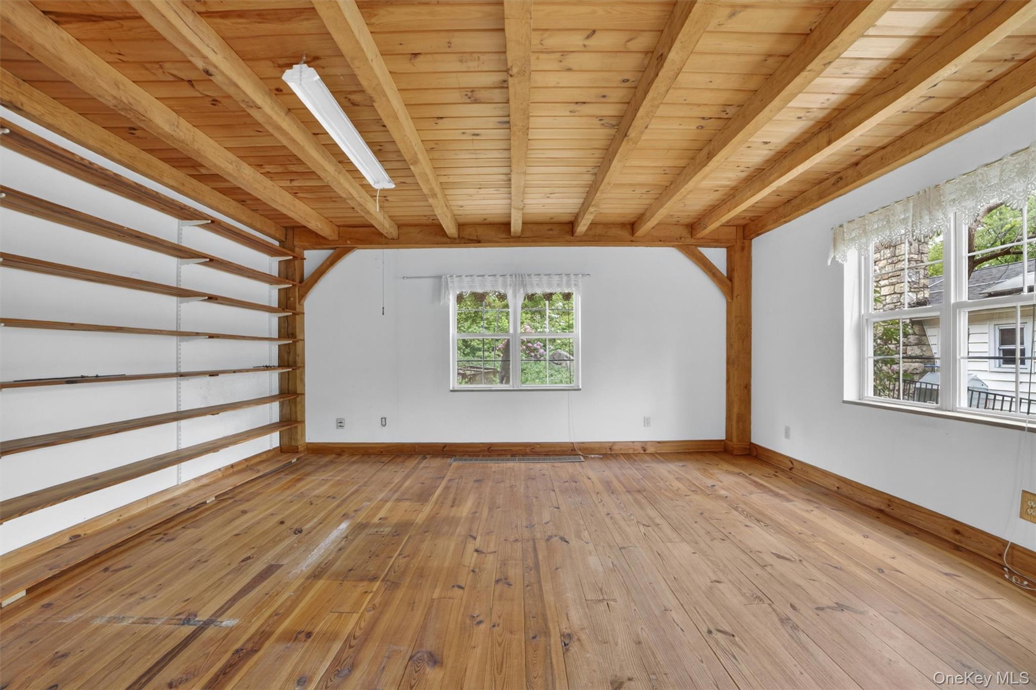 37 Hollowbrook Lane