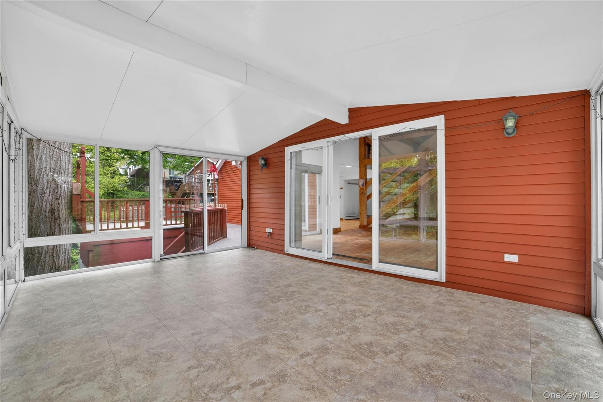 37 Hollowbrook Lane