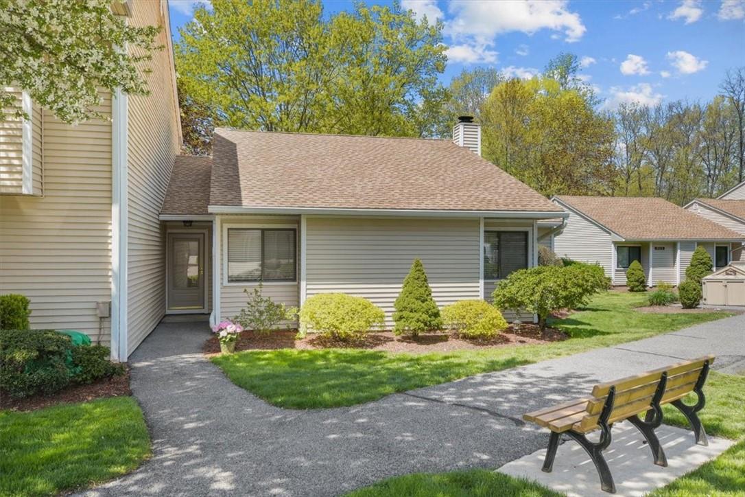 94 Molly Pitcher Lane Unit: G