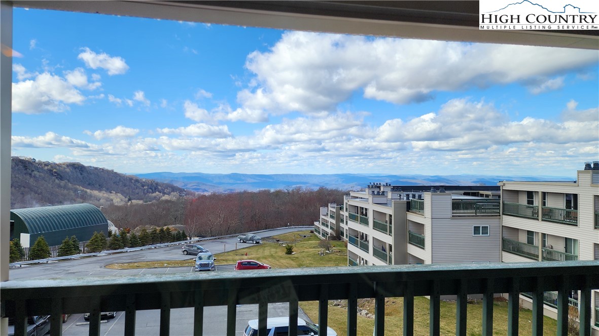 301 Pinnacle Inn Road 2306