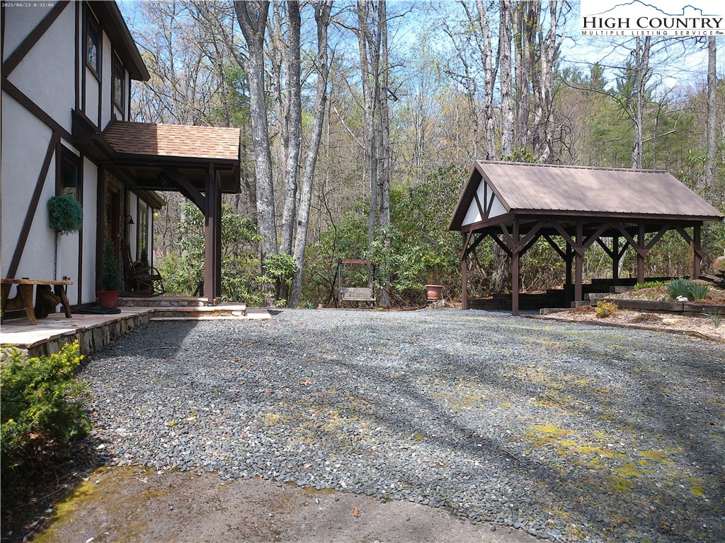 420 Lake View Trail