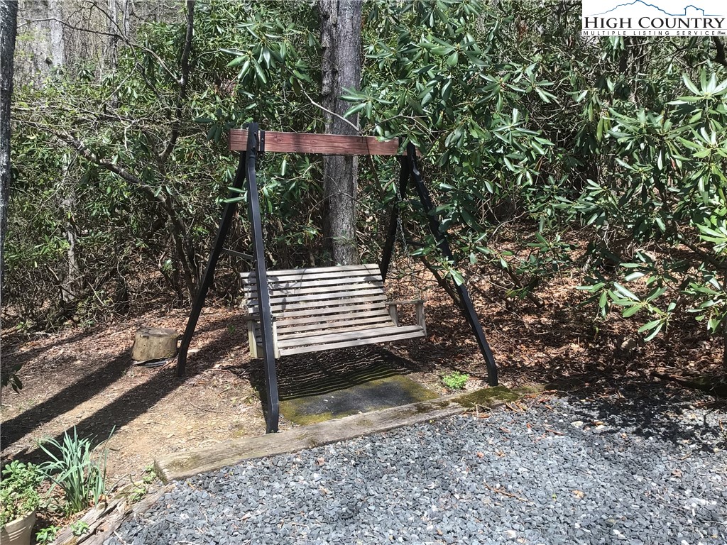 420 Lake View Trail