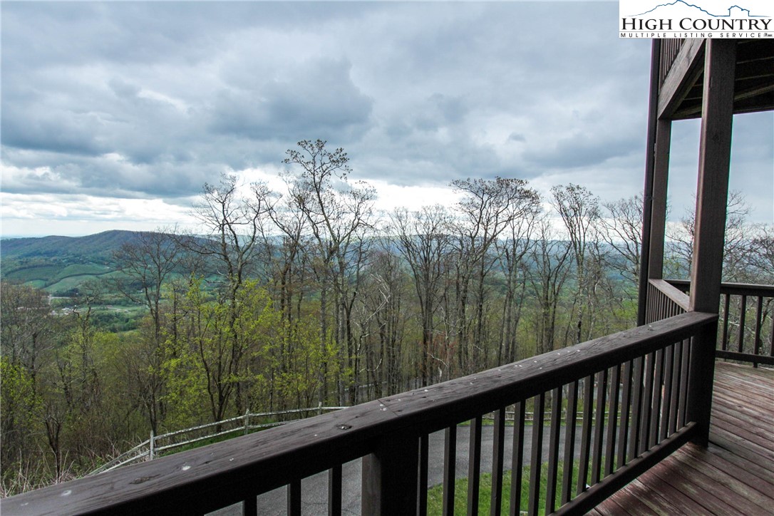 222 W Big Tree Road