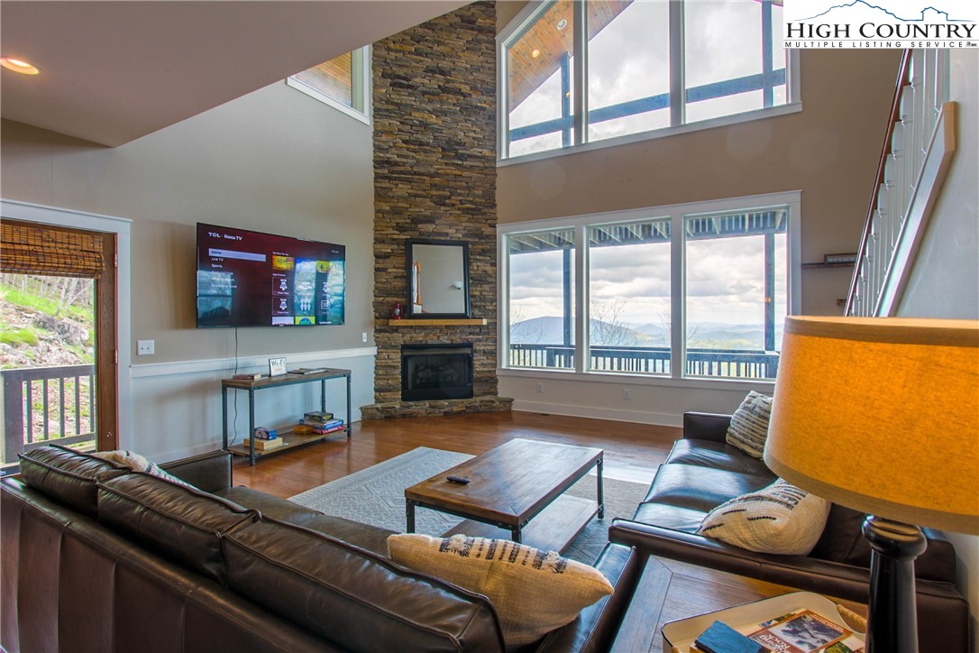 222 W Big Tree Road