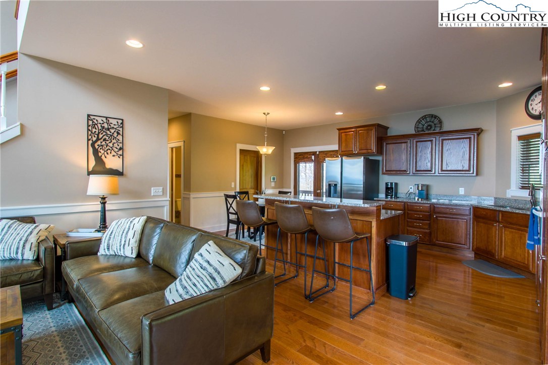 222 W Big Tree Road