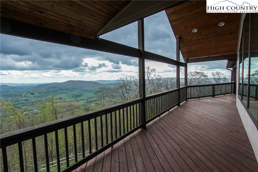 222 W Big Tree Road