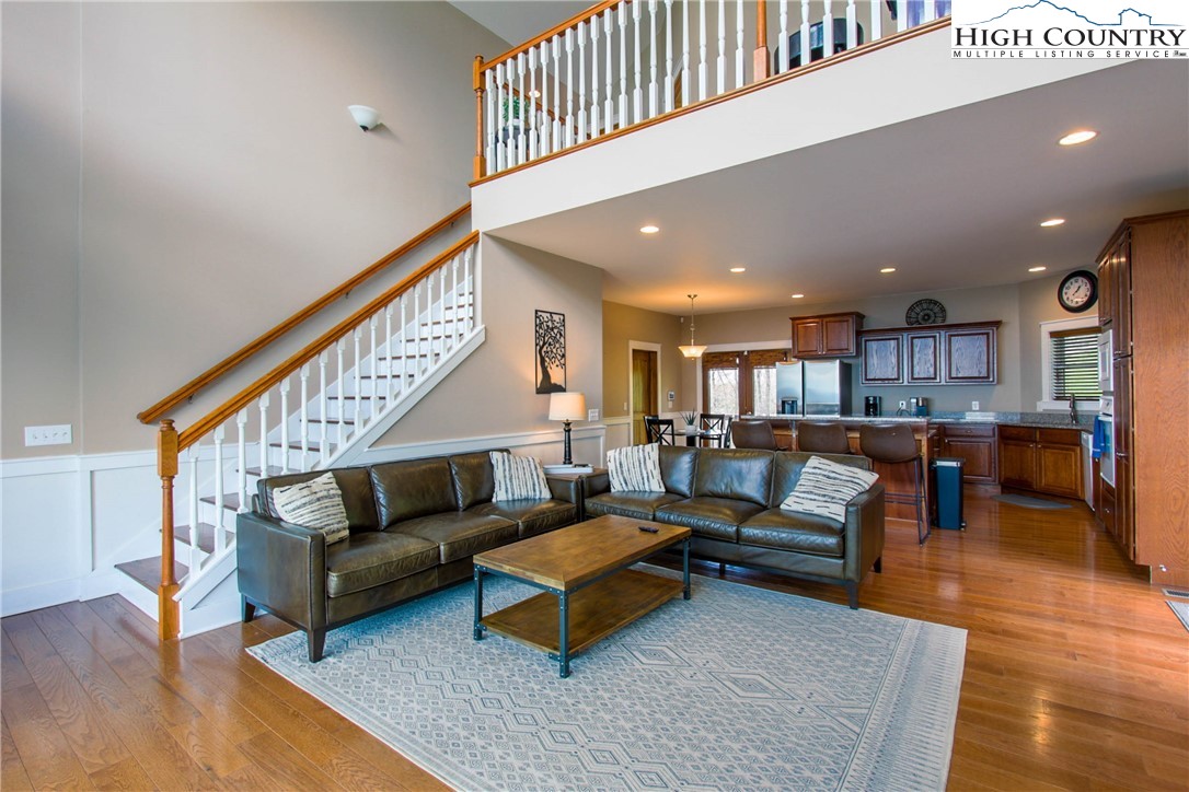 222 W Big Tree Road