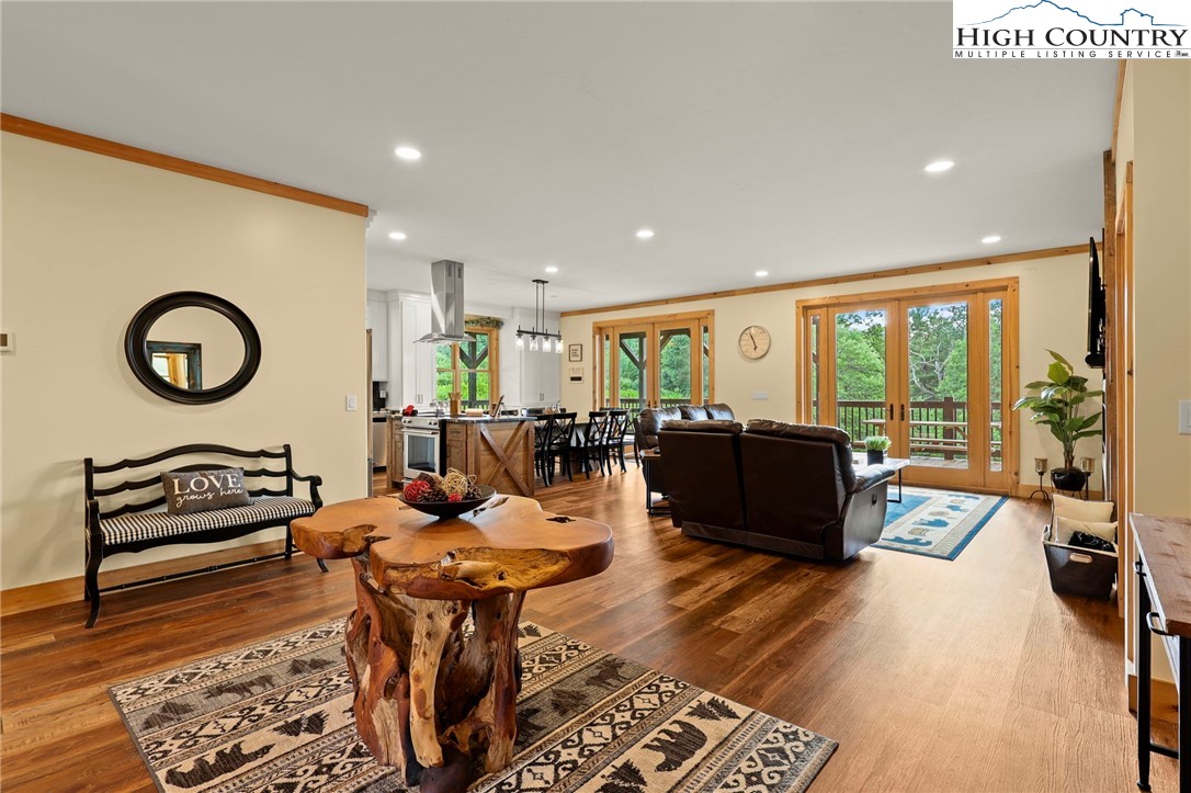 457 Lily Of The Valley Drive