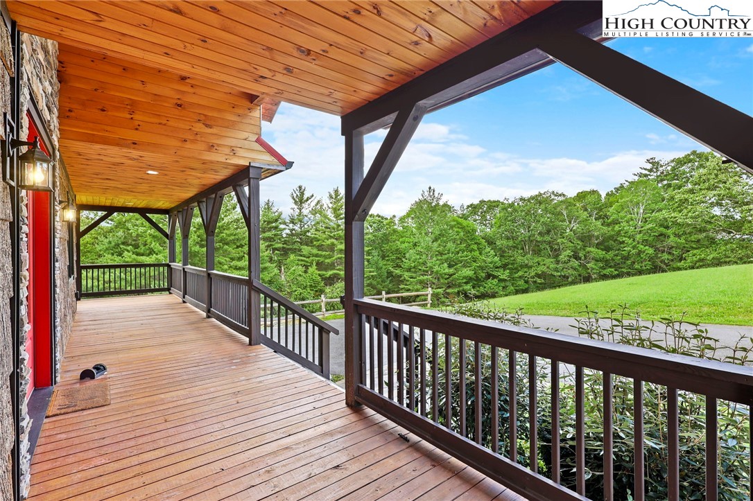 457 Lily Of The Valley Drive