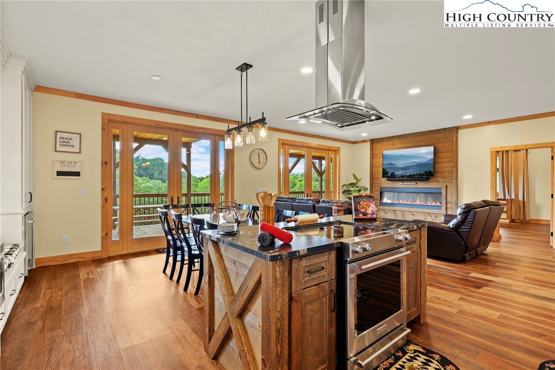 457 Lily Of The Valley Drive