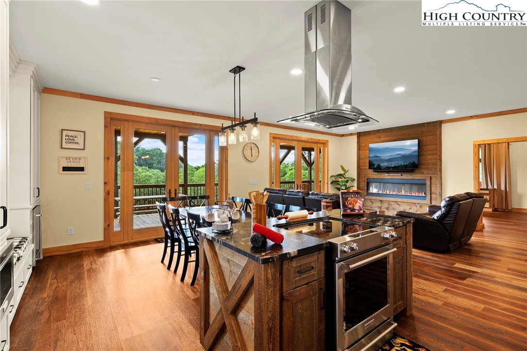 457 Lily Of The Valley Drive