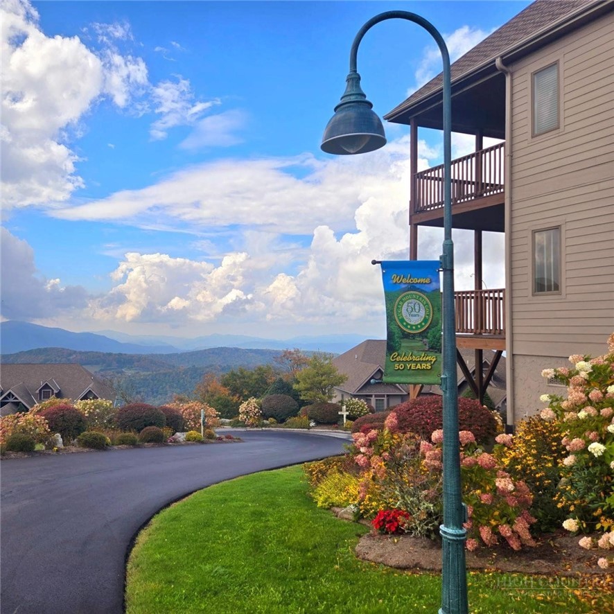 743 Craggy Pointe 24C