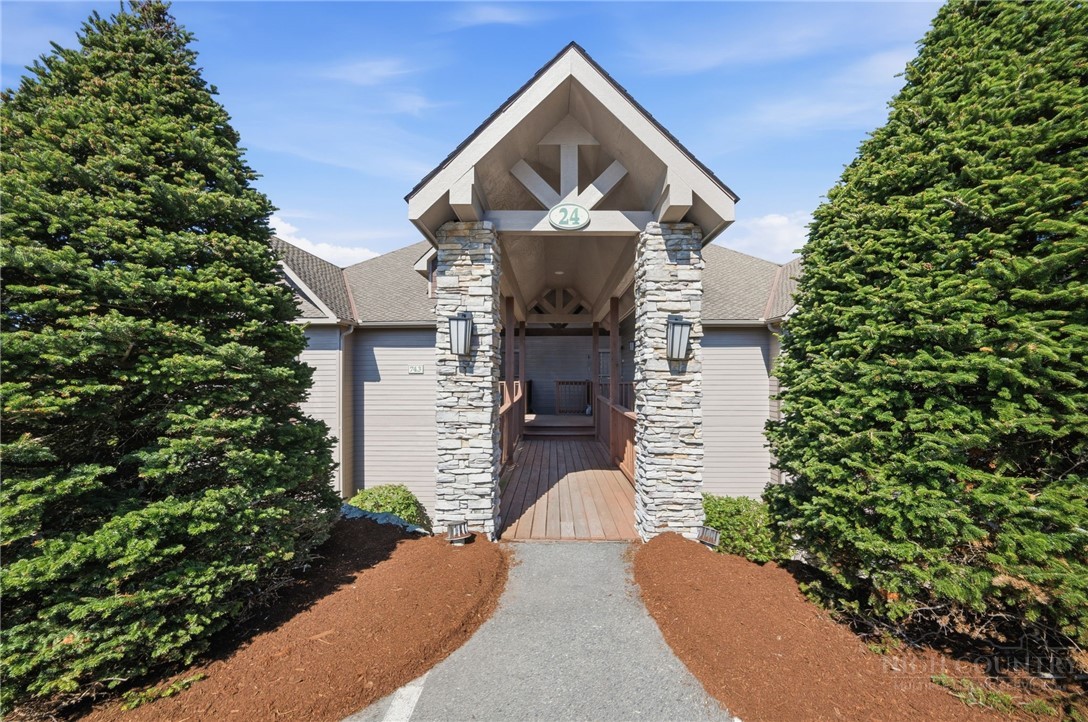 743 Craggy Pointe 24C