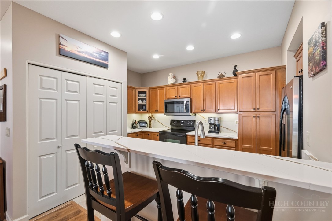 743 Craggy Pointe 24C