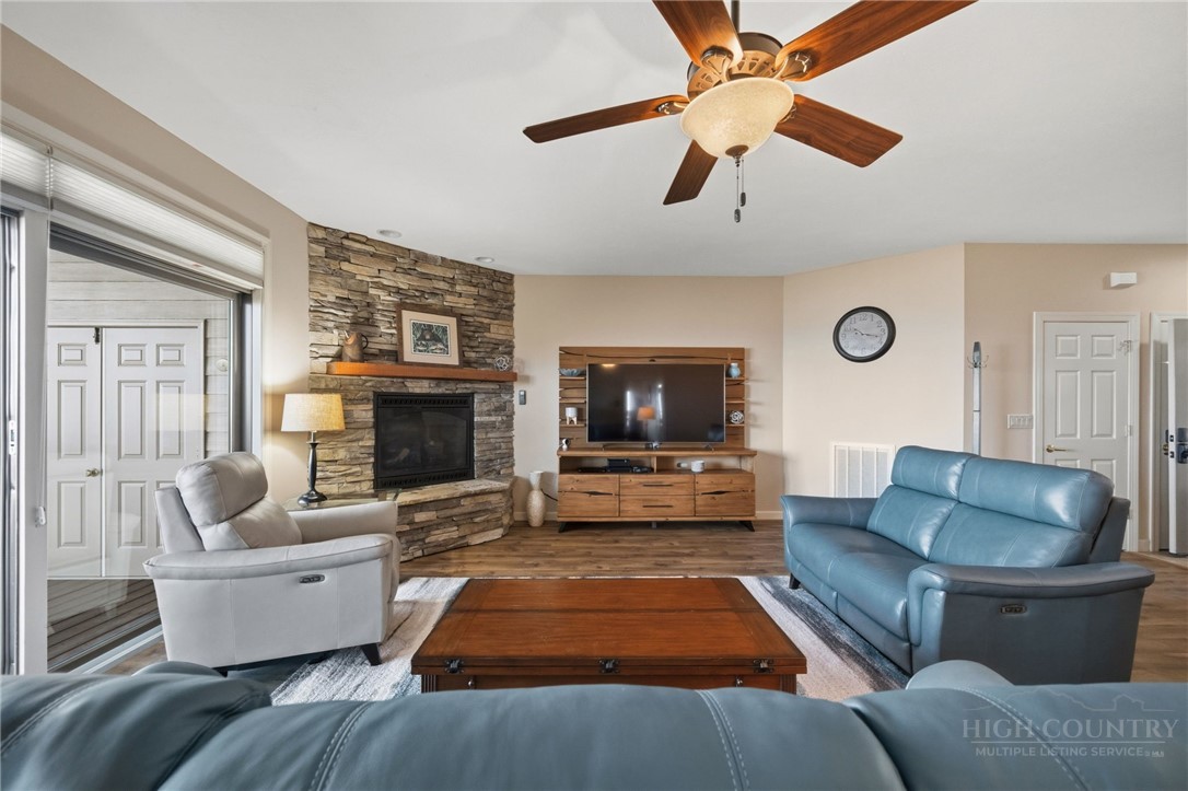 743 Craggy Pointe 24C