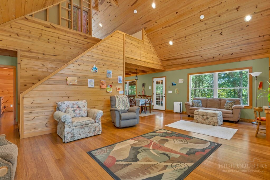 414 Lake Front Drive