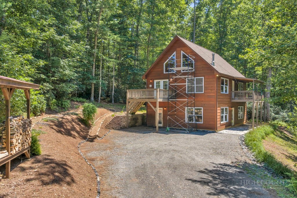 414 Lake Front Drive