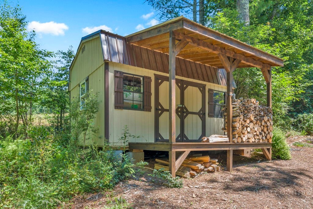 414 Lake Front Drive