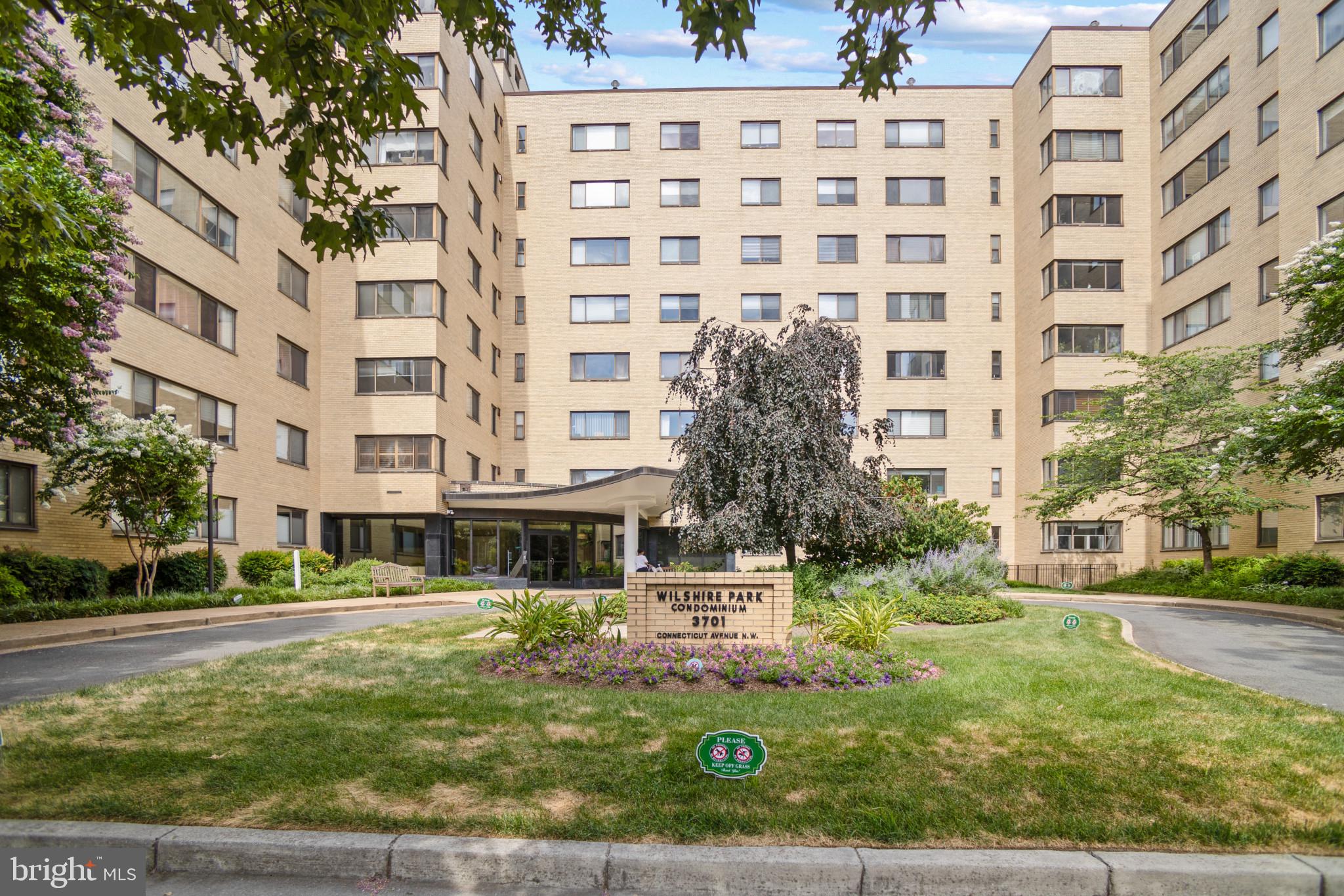 3701 Connecticut Ave NW #112