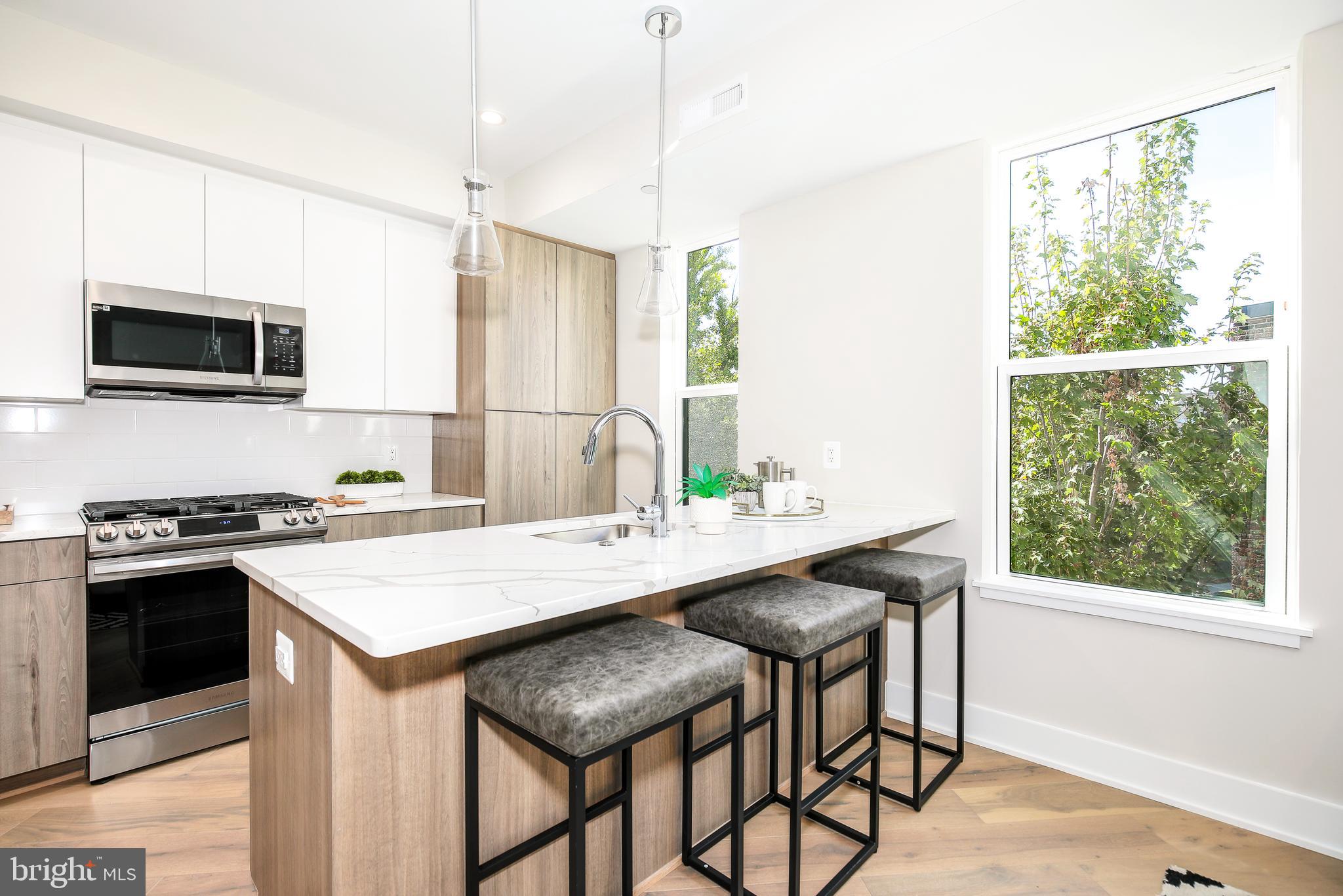 1421 SPRING RD NW #303