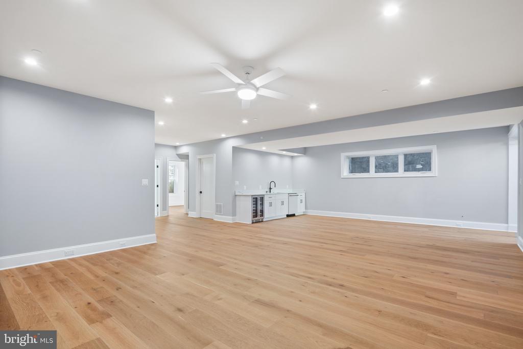 3707 Brandywine St NW