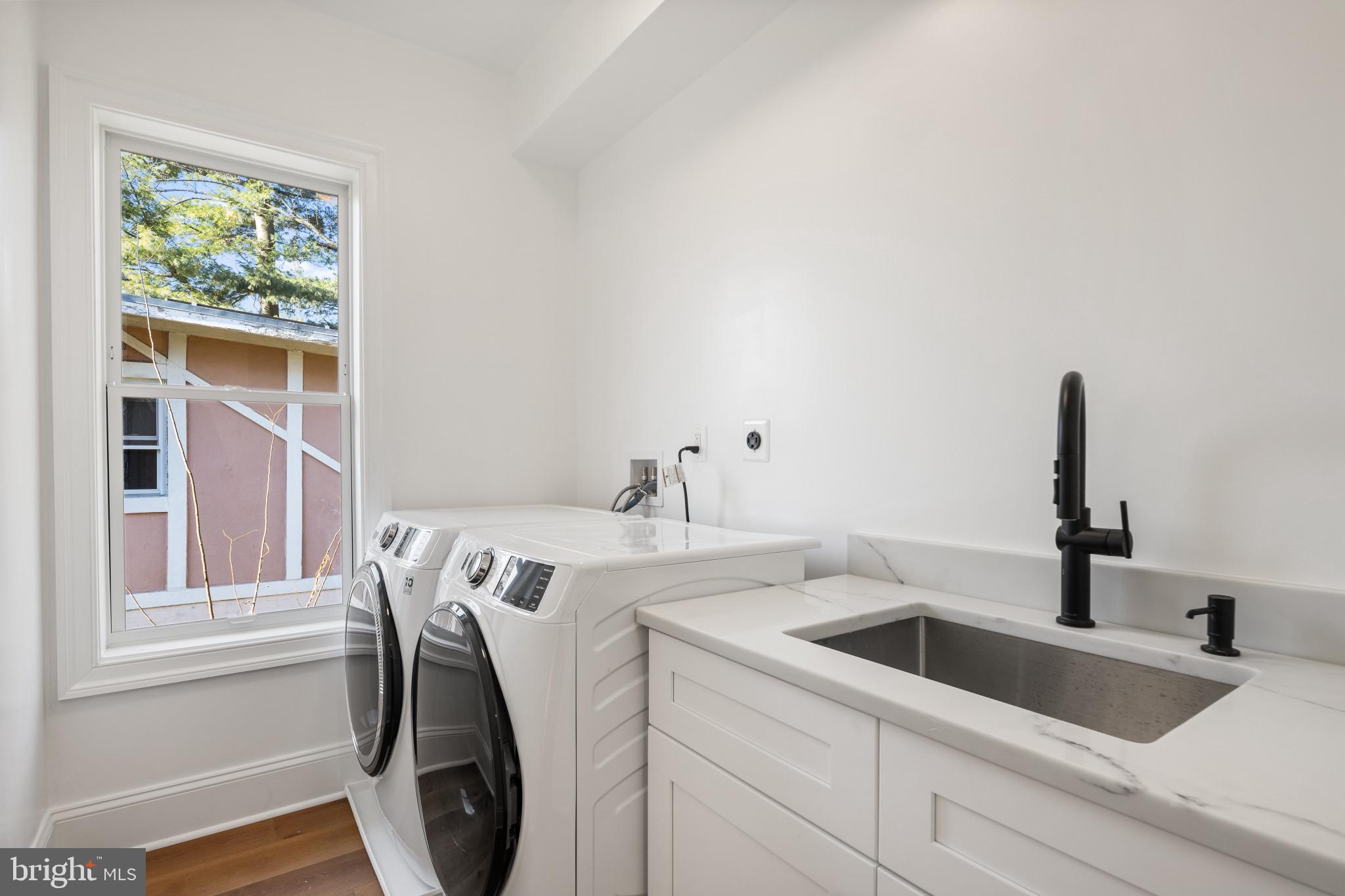 3707 Brandywine St NW