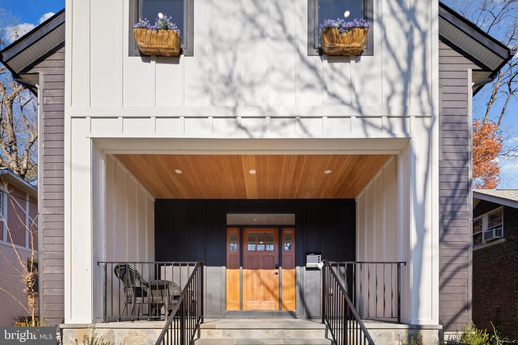 3707 Brandywine St NW