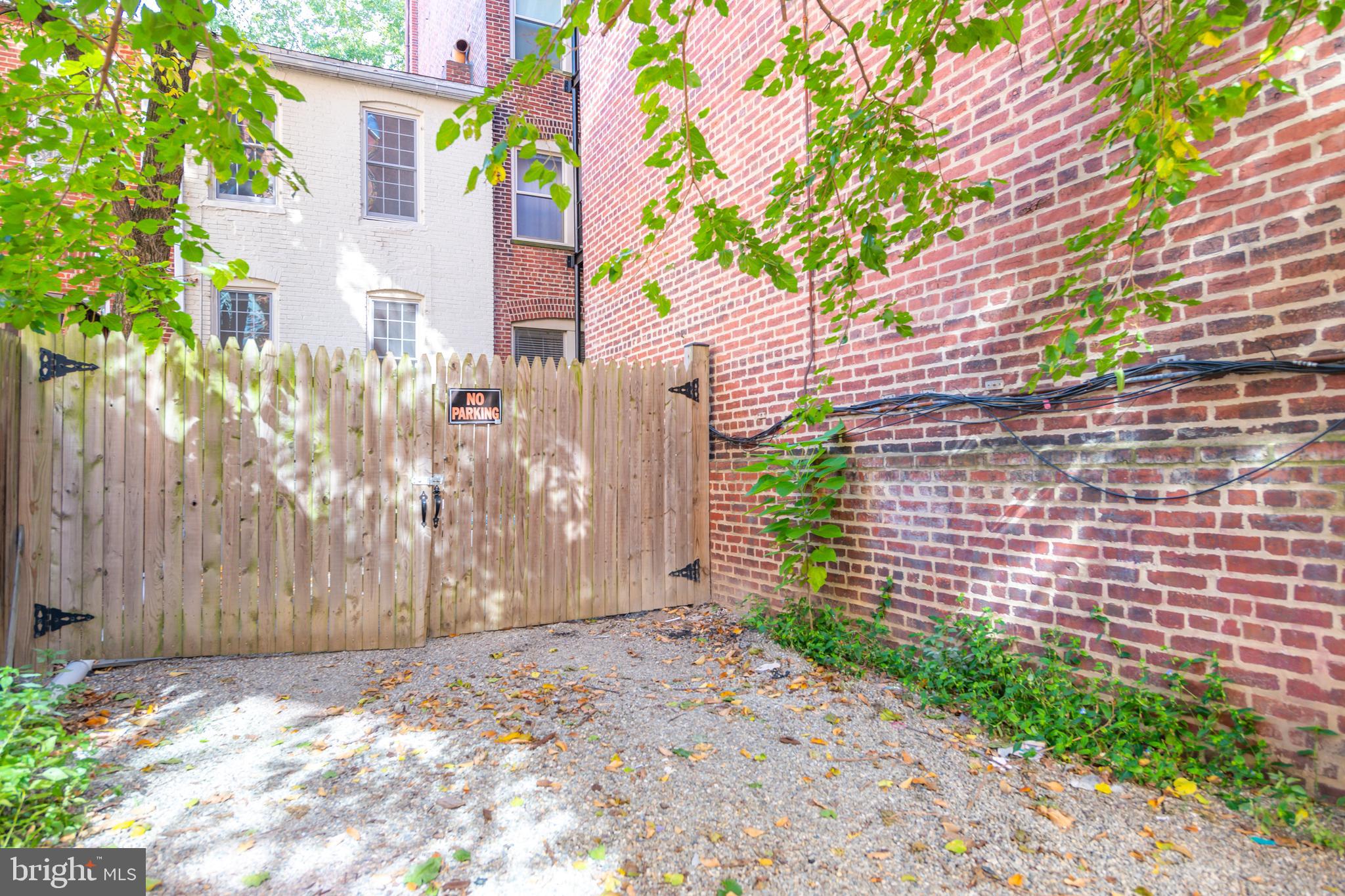 1936 New Hampshire Ave NW