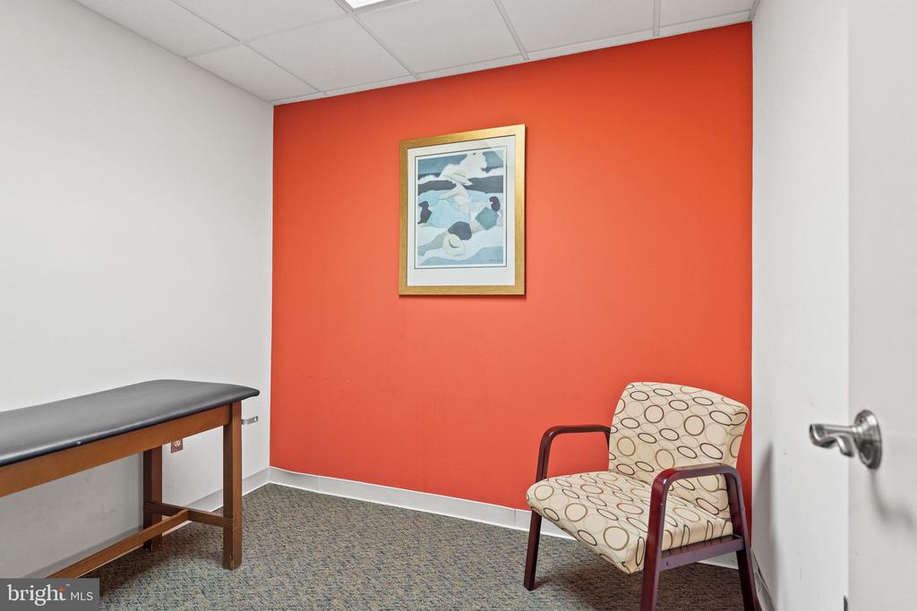908 NEW HAMPSHIRE AVENUE NW Unit: 500