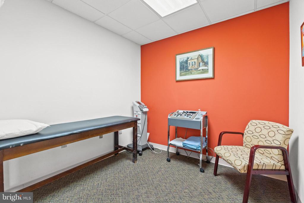 908 NEW HAMPSHIRE AVENUE NW Unit: 500