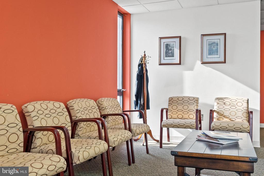 908 NEW HAMPSHIRE AVENUE NW Unit: 500