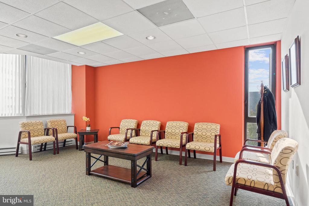 908 NEW HAMPSHIRE AVENUE NW Unit: 500