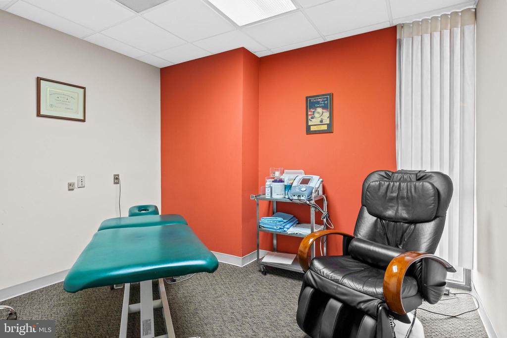 908 NEW HAMPSHIRE AVENUE NW Unit: 500