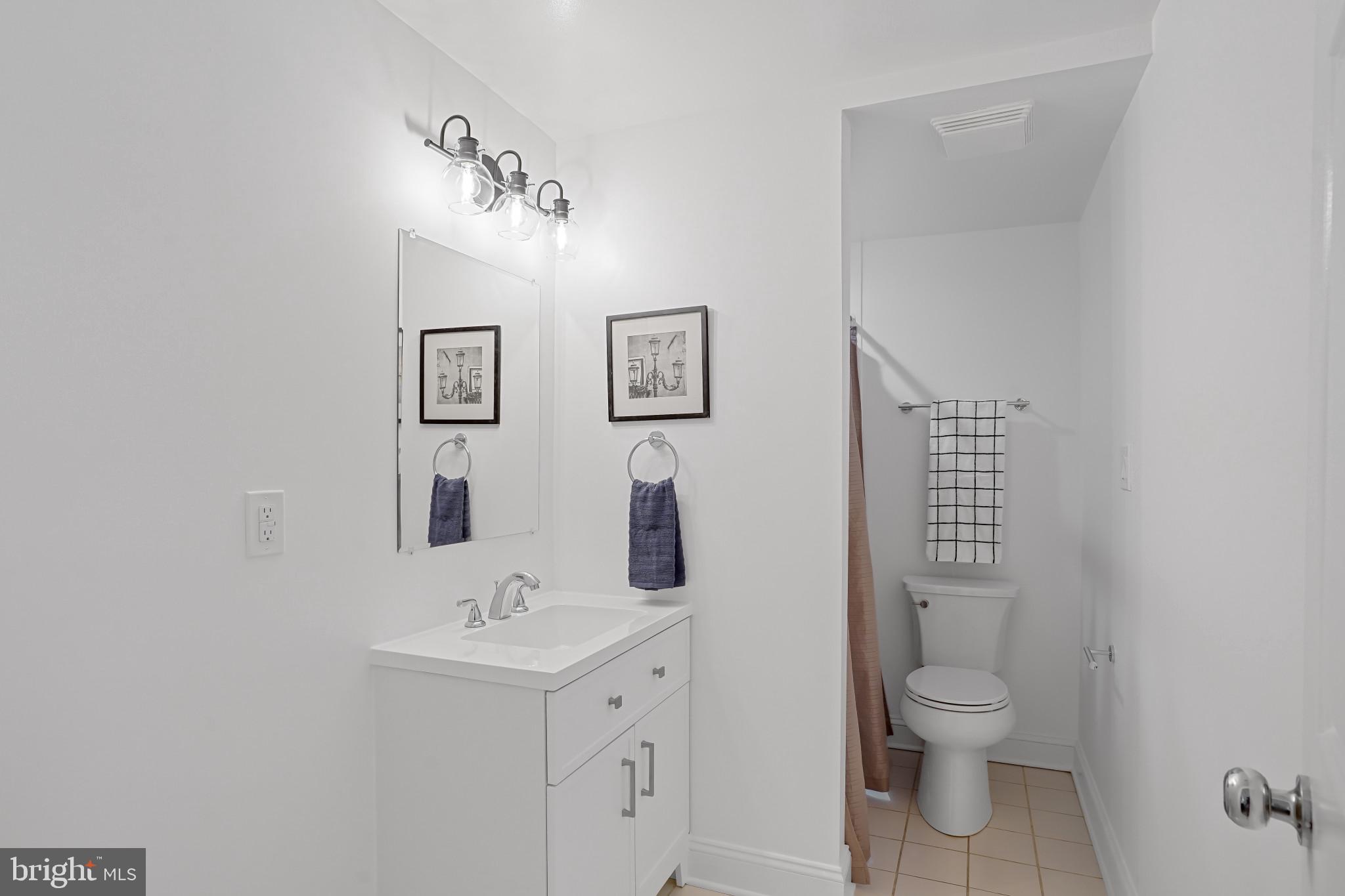 4425 MacArthur Blvd NW