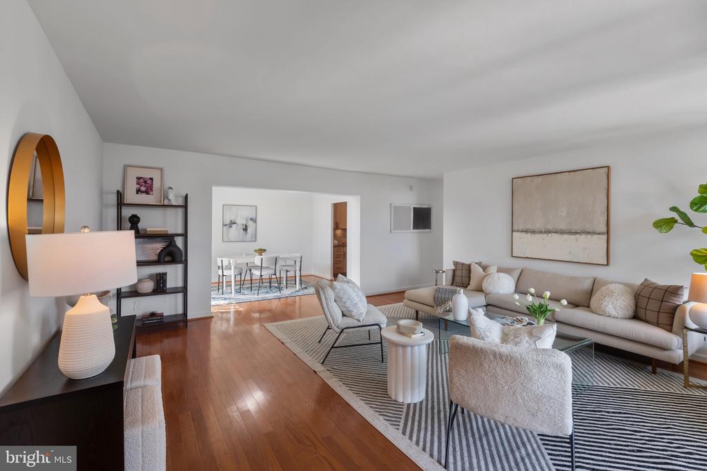 240 M St SW #E715