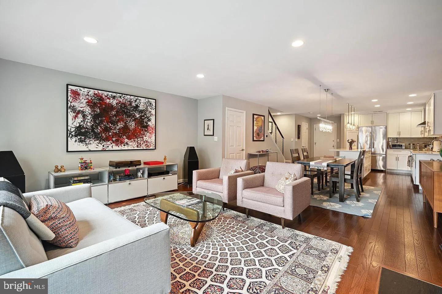 2828 WISCONSIN AVE NW #305