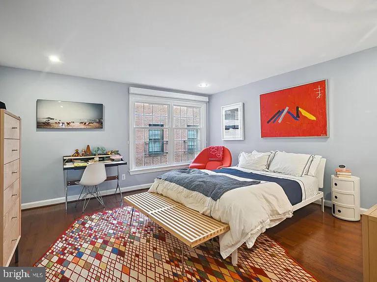 2828 WISCONSIN AVE NW #305