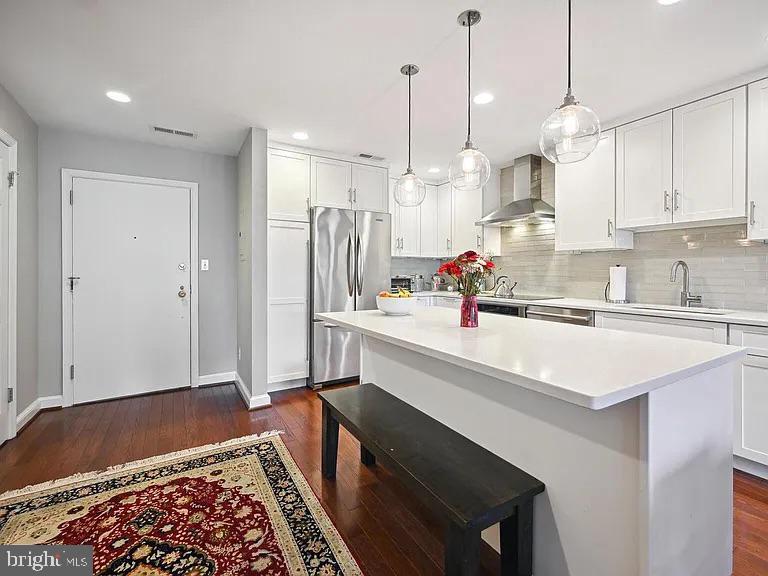 2828 WISCONSIN AVE NW #305