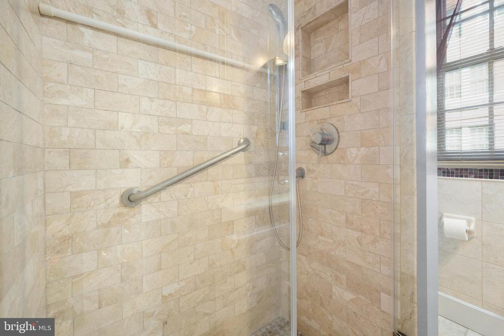 2540 MASSACHUSETTS AVENUE NW Unit: 306