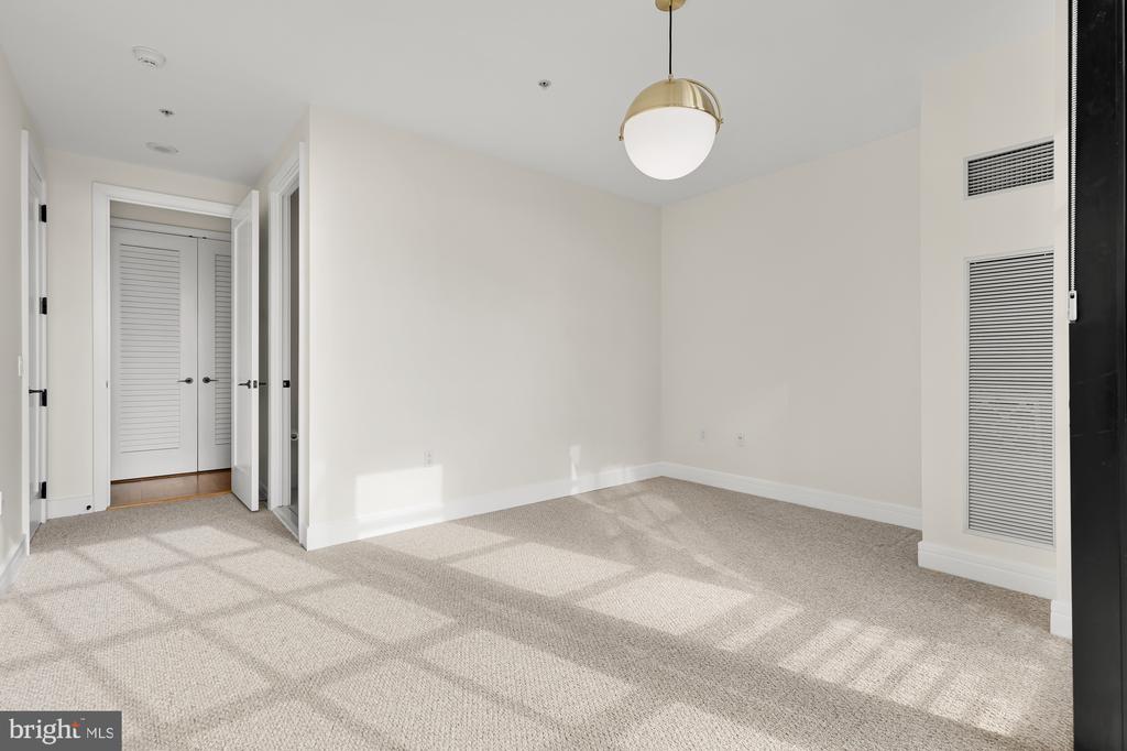 3303 WATER STREET NW Unit: 5H