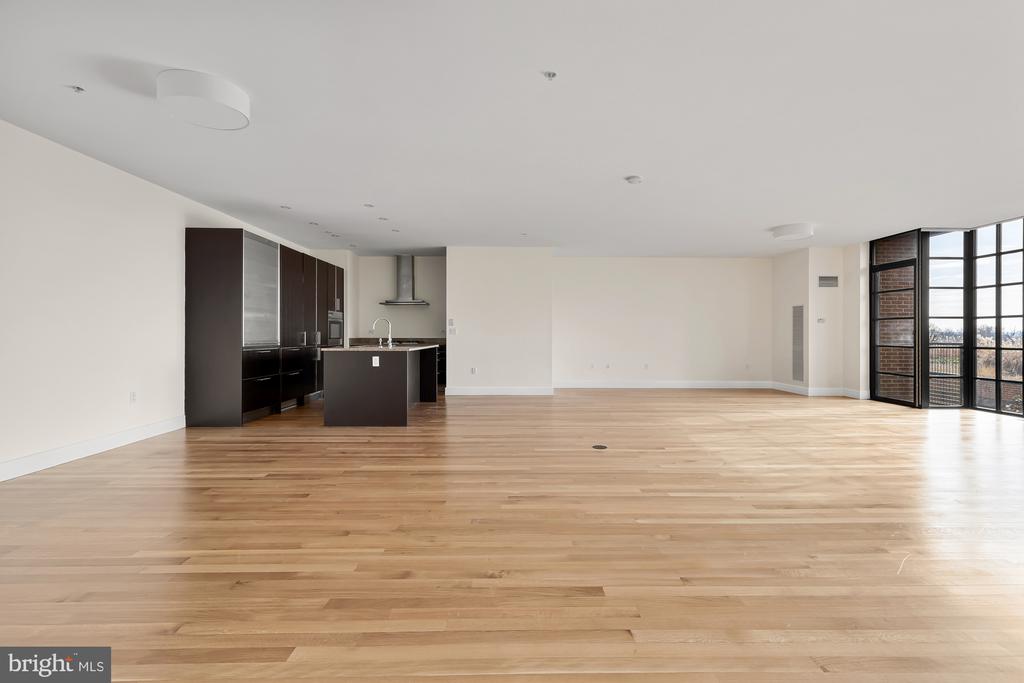3303 WATER STREET NW Unit: 5H