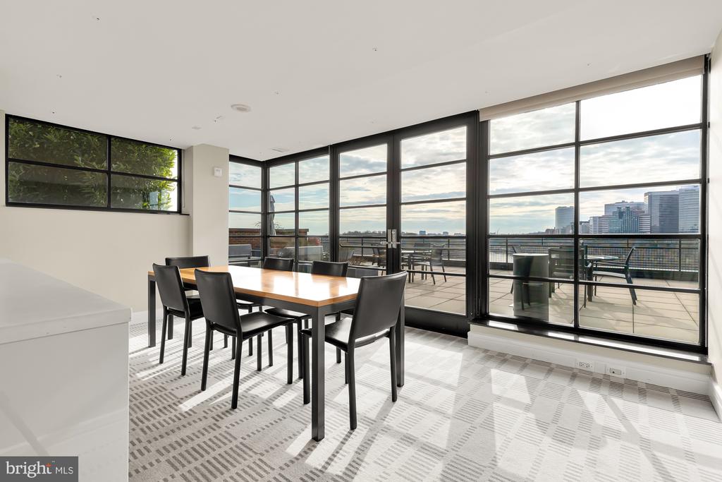 3303 WATER STREET NW Unit: 5H