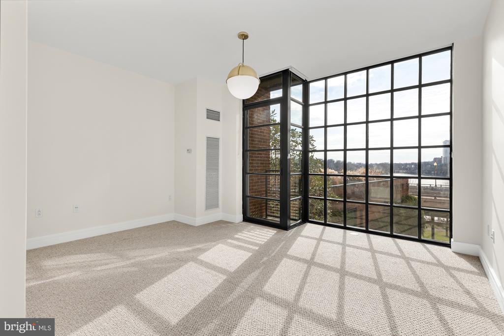 3303 WATER STREET NW Unit: 5H