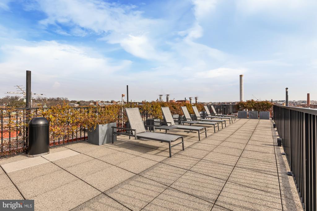 3303 WATER STREET NW Unit: 5H